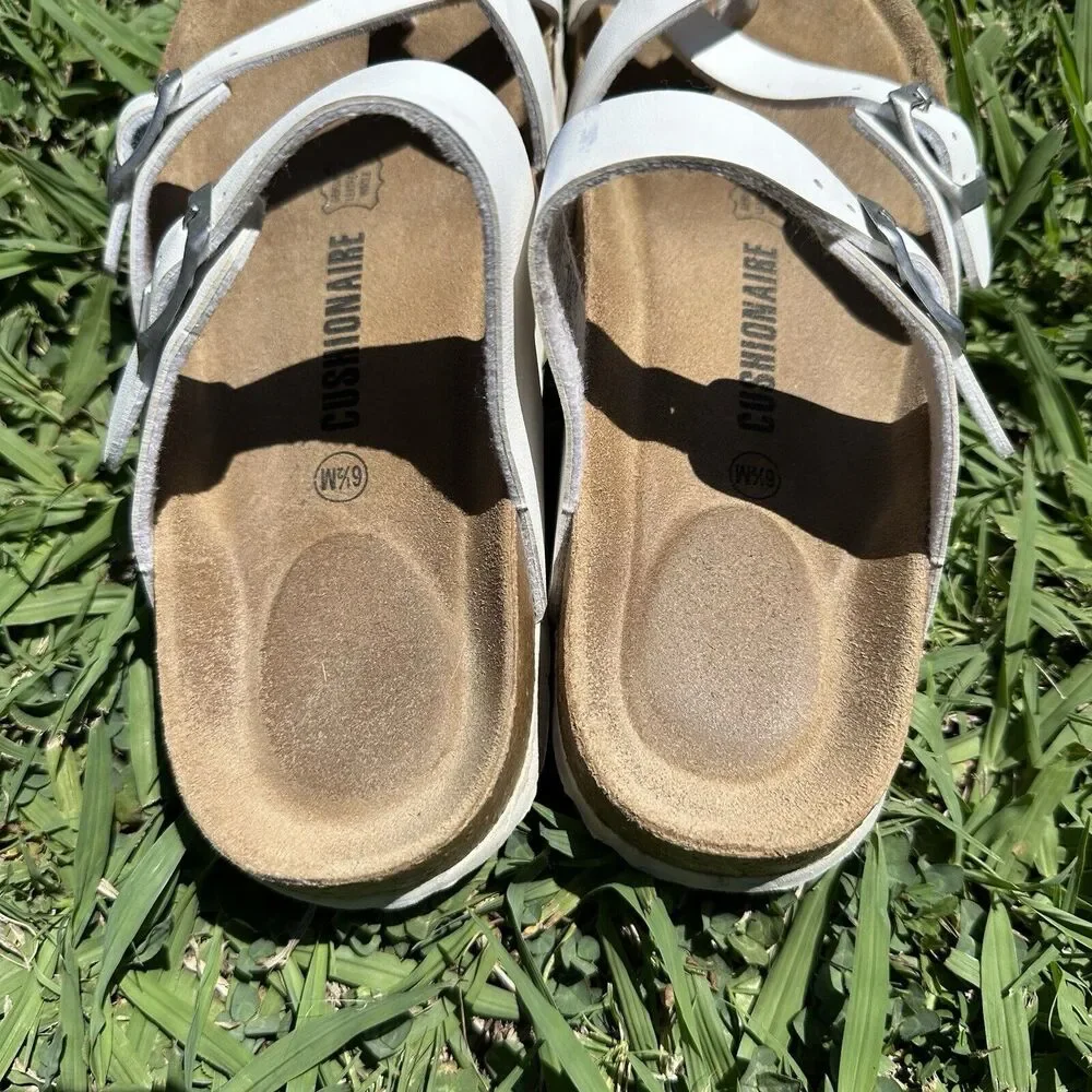 Cushionaire Luna Sandals Womens Size 6.5 Cork‎ footbed with Comfort White